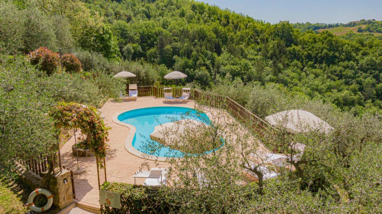 Agriturismo Le Dolci Colline Valfabbrica Luaran gambar