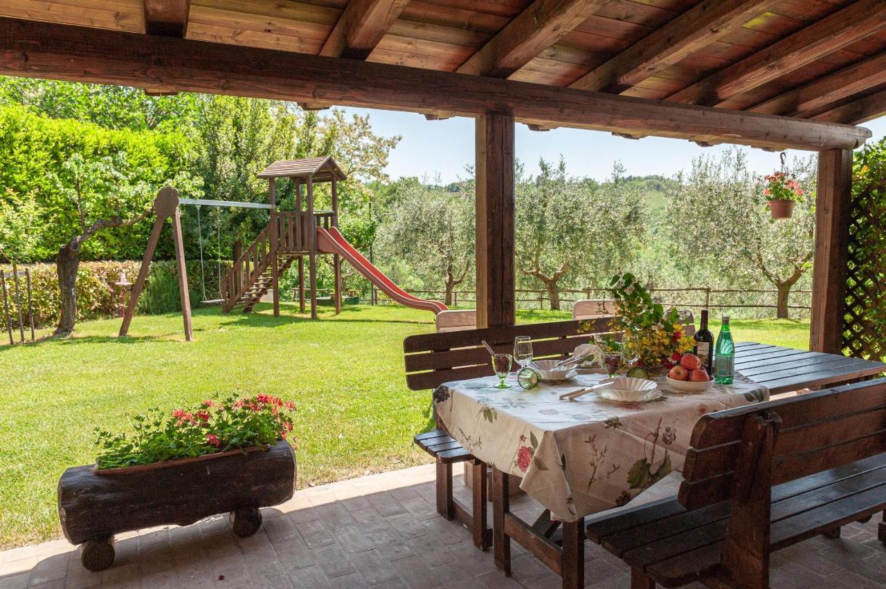 Agriturismo Le Dolci Colline Valfabbrica Luaran gambar