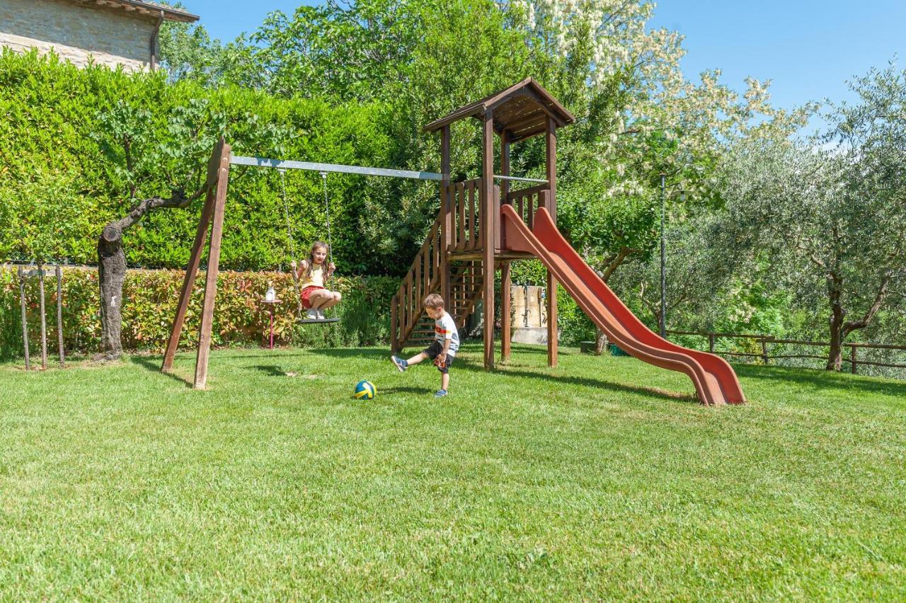 Agriturismo Le Dolci Colline Valfabbrica Luaran gambar