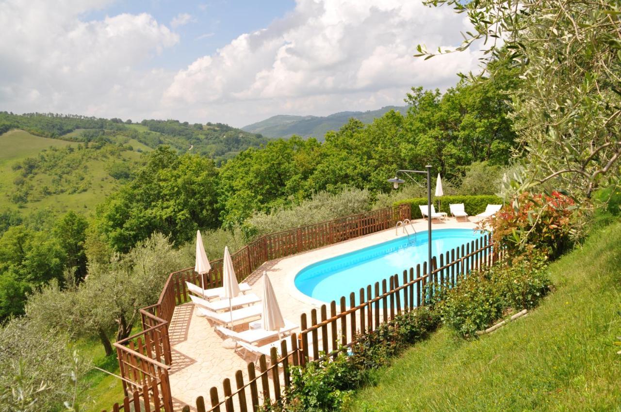 Agriturismo Le Dolci Colline Valfabbrica Luaran gambar